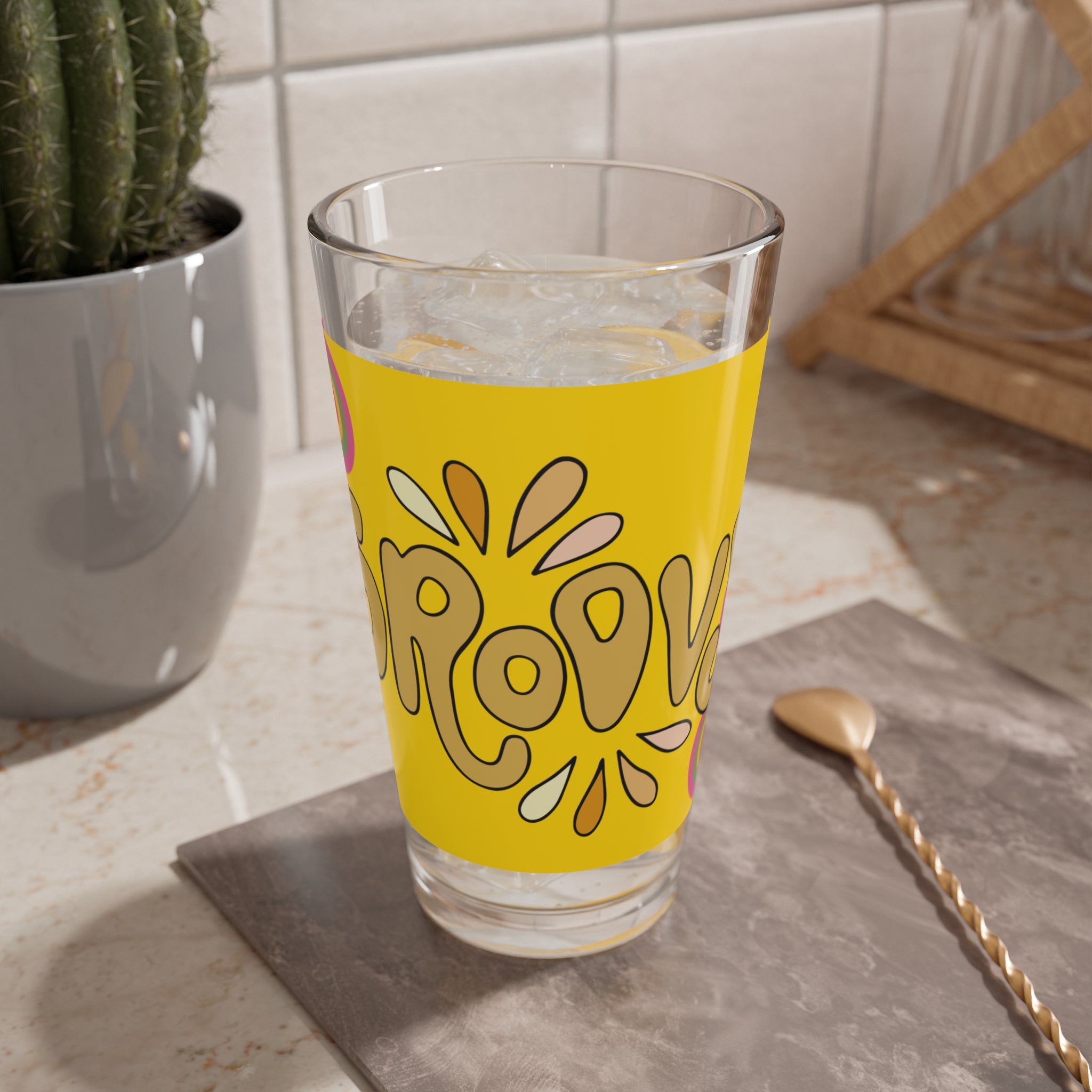 🌈 70s Rainbow Groovy Text Glass